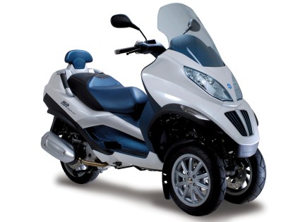 Piaggio MP3 Hybrid